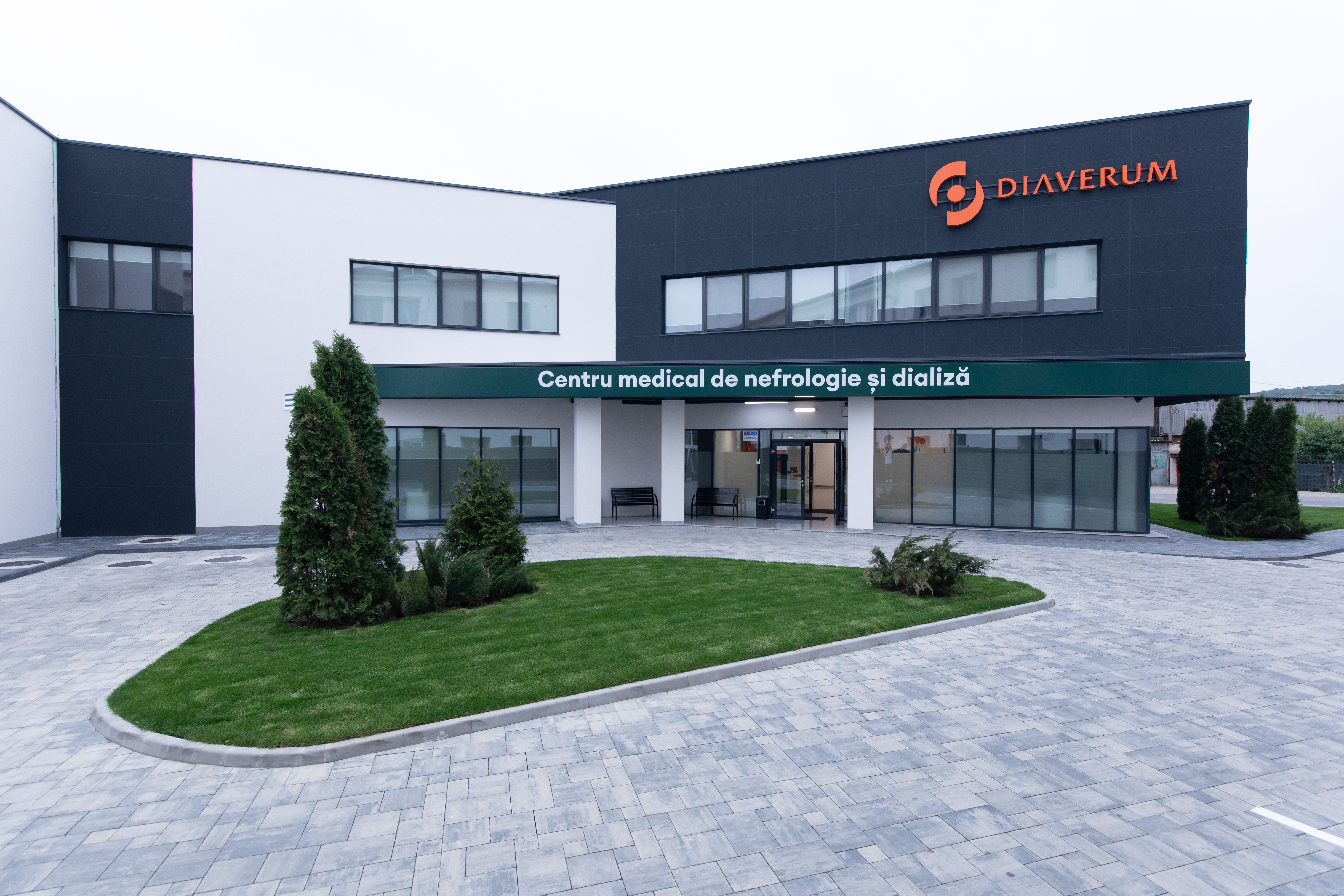 Diaverum Romania launches modern nephrology and dialysis medical centre in Mediaș  - new building.jpg
